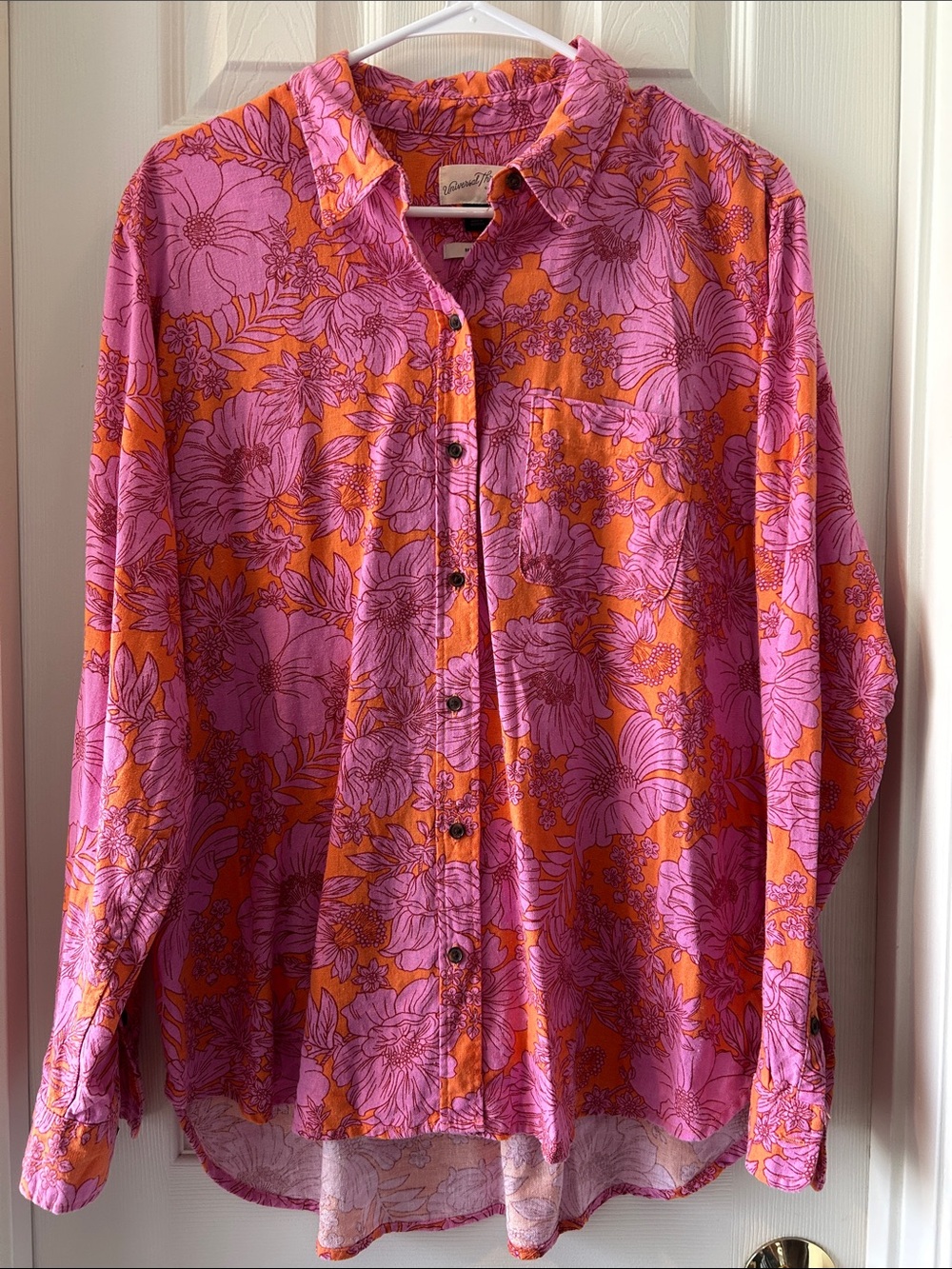 ⚜️ Universal Thread Pink and Orange Floral Button-Down Shirt